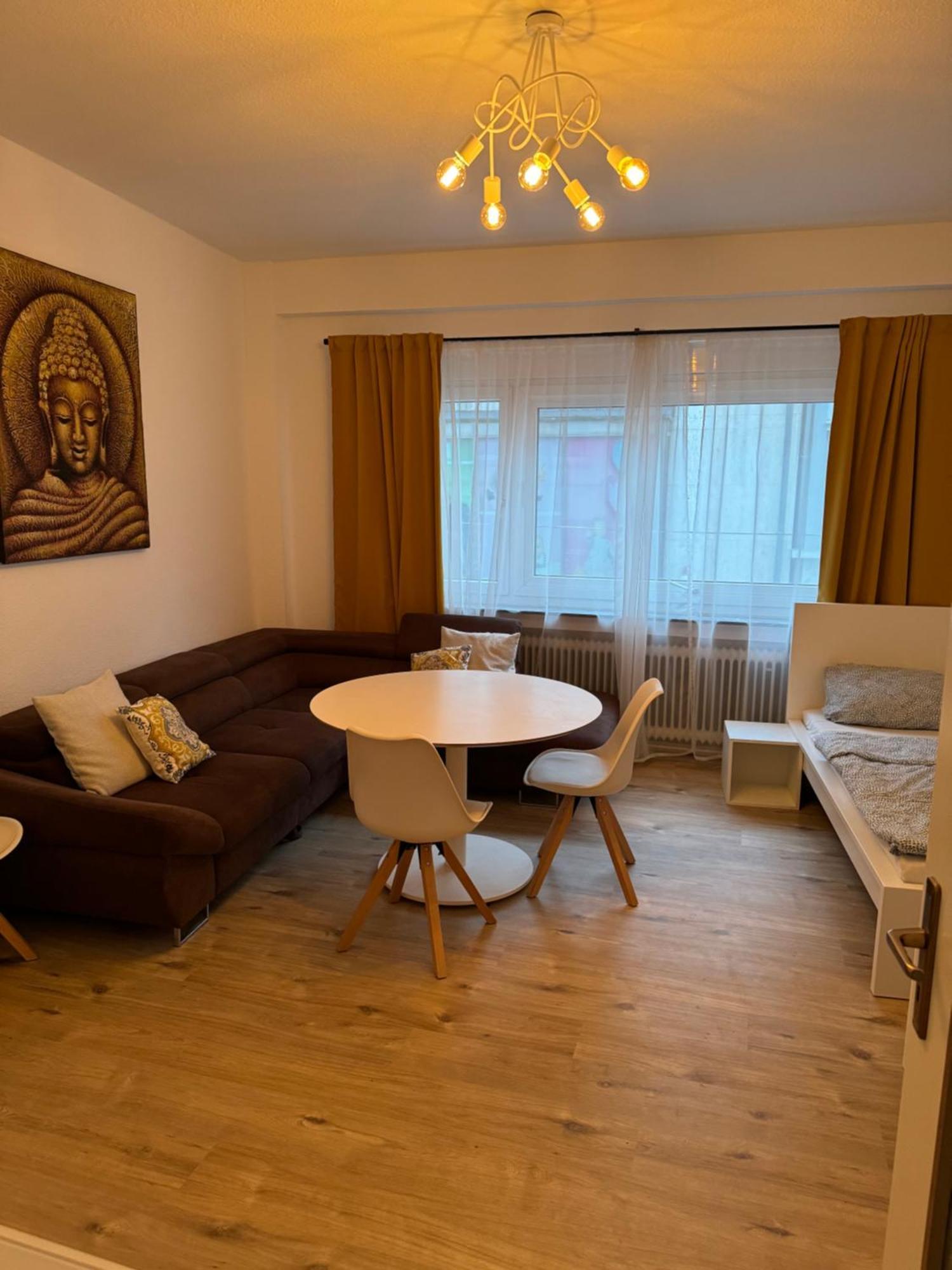 קובלנץ Zentrale Wohnung Mit Balkon מראה חיצוני תמונה